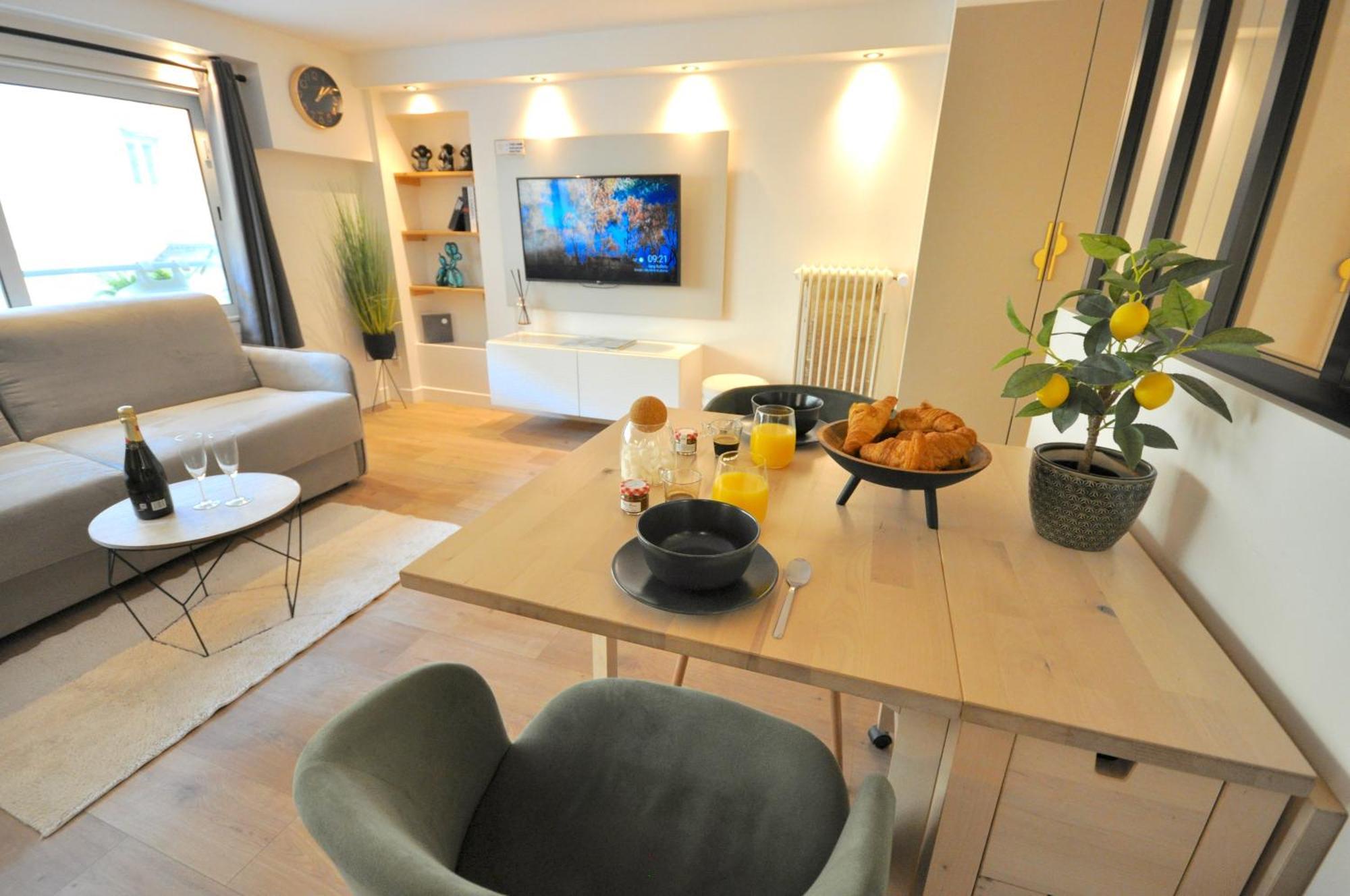 Monaco # Menton - 4 Persons - Hypercenter - Private Parking - Full Renovated - Clim - Fast Wifi - Beach And Sun Exterior foto